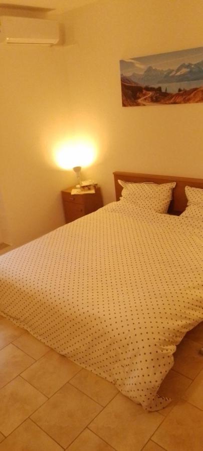 Apartman Kevin Карлобаг Екстериор снимка